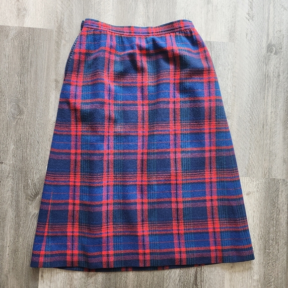 Vintage Pendleton 100% Virgin Wool Plaid Midi Skirt Blue And Red Women's Size 10 - Picture 8 of 10